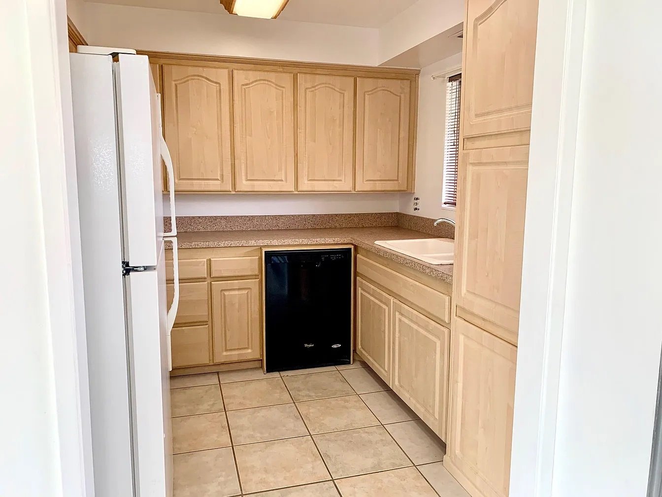 Goleta Condo: 267 Moreton Bay Ln