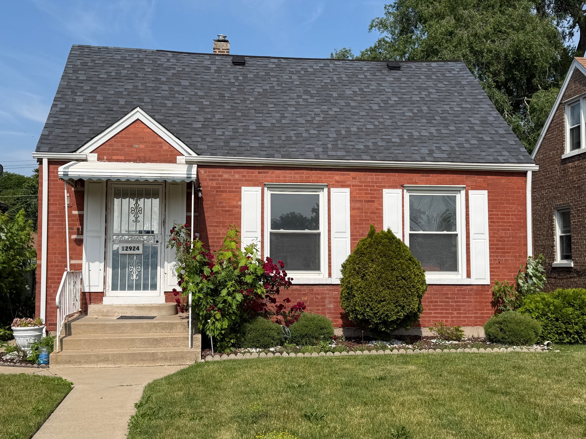 Chicago House: 12924 S Wallace St