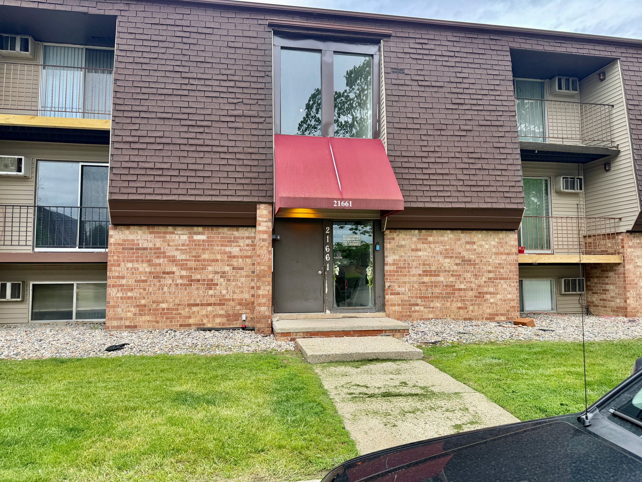 Clinton Twp Condo: 21661 hillside