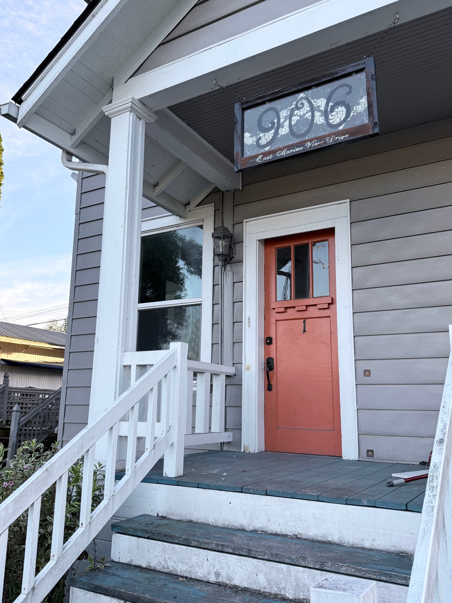 Everett Multiplex: 906 E Marine View Dr