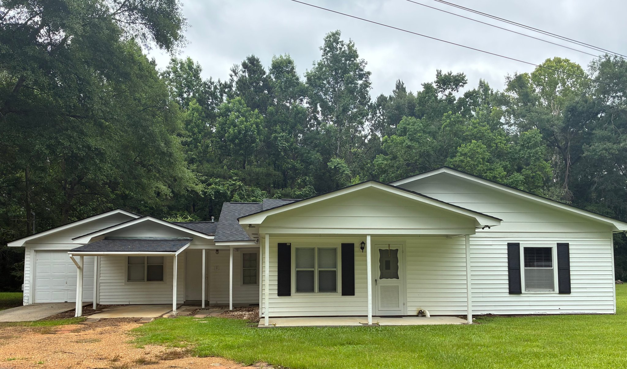 Petal House: 878 Leeville Rd