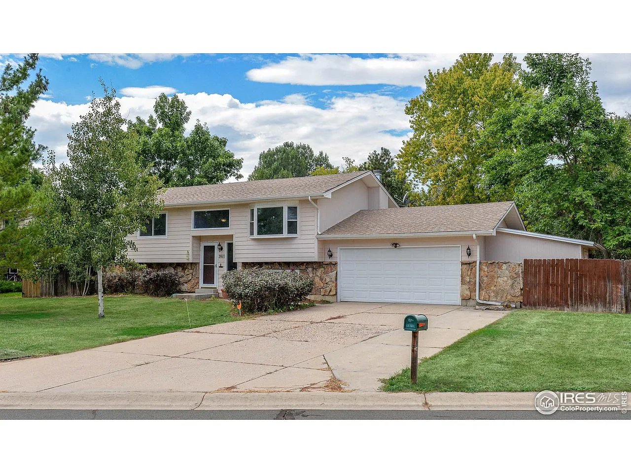 Fort Collins House: 2601 Treemont Drive