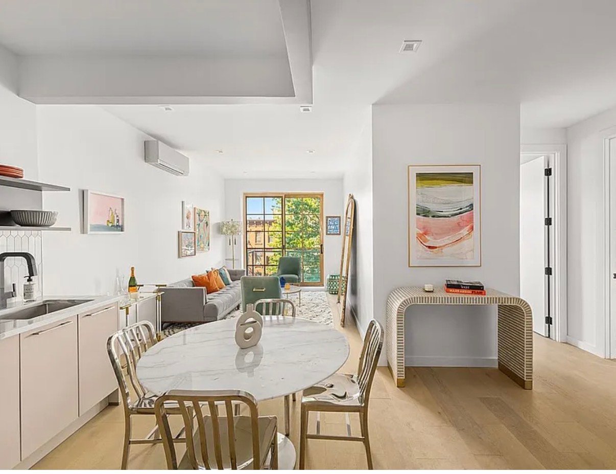 Brooklyn Apartment: 952 Bushwick Ave