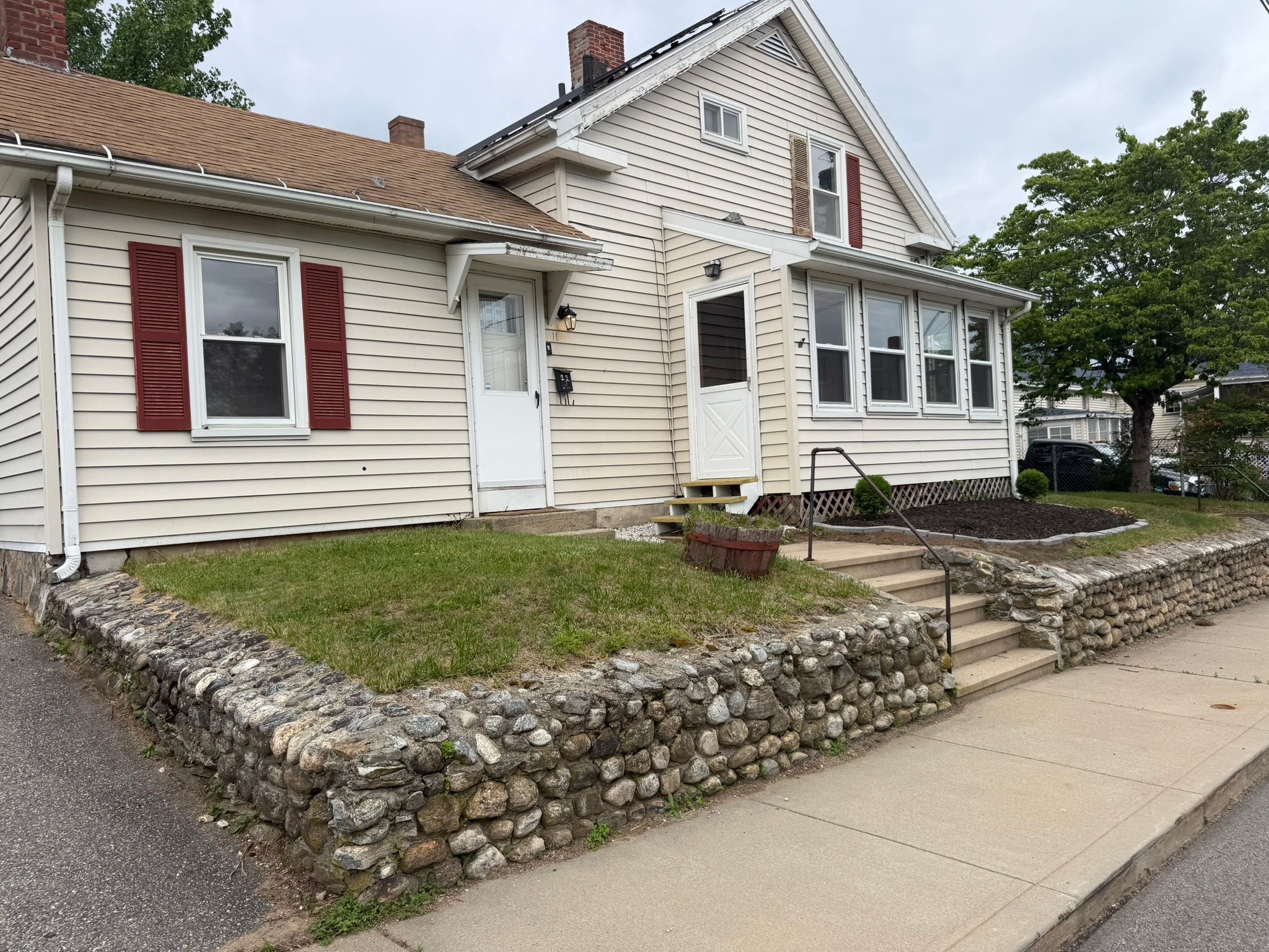 Putnam Multiplex: 11 Battey St