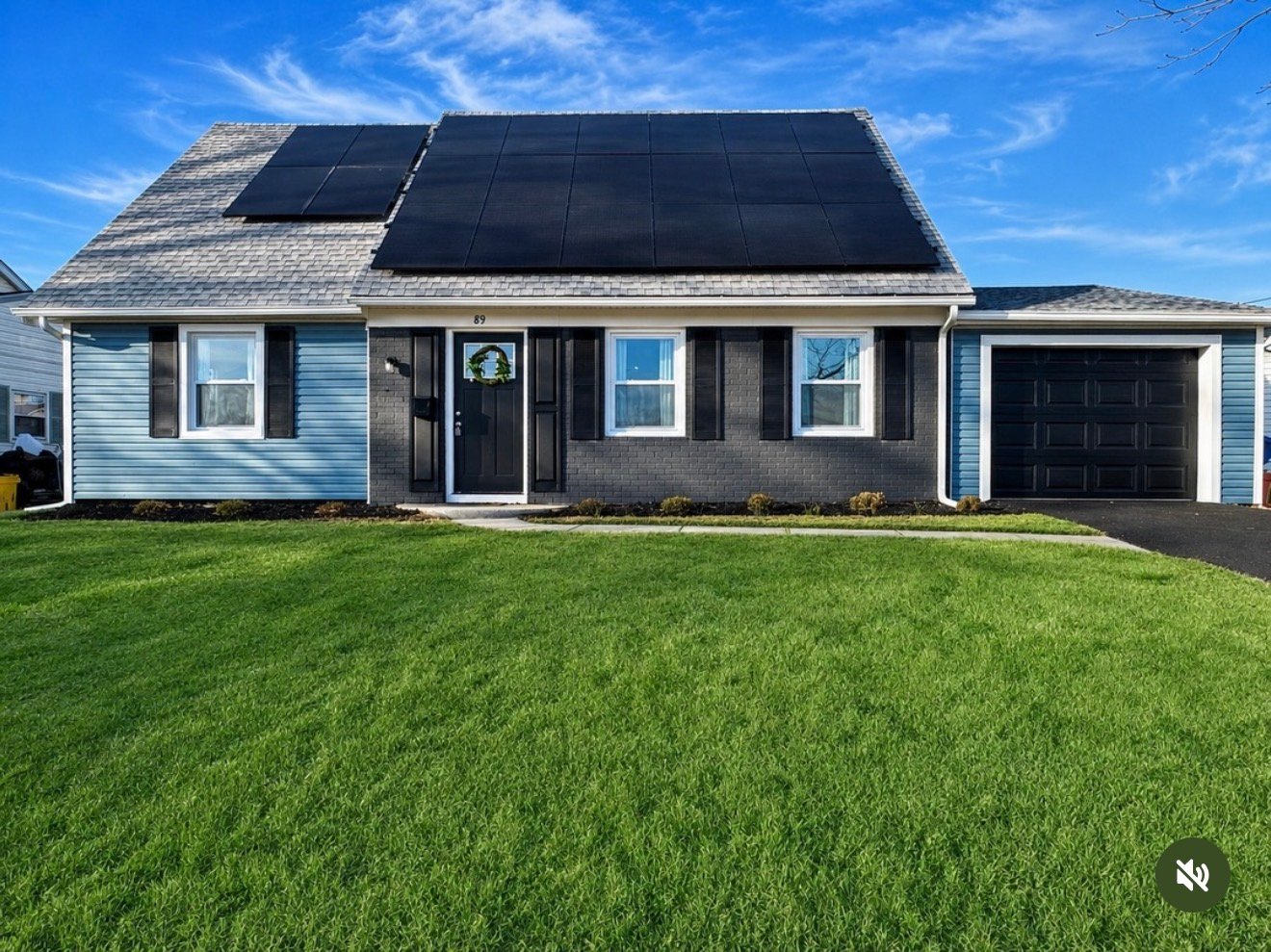 Willingboro House: 89 Hampshire Ln