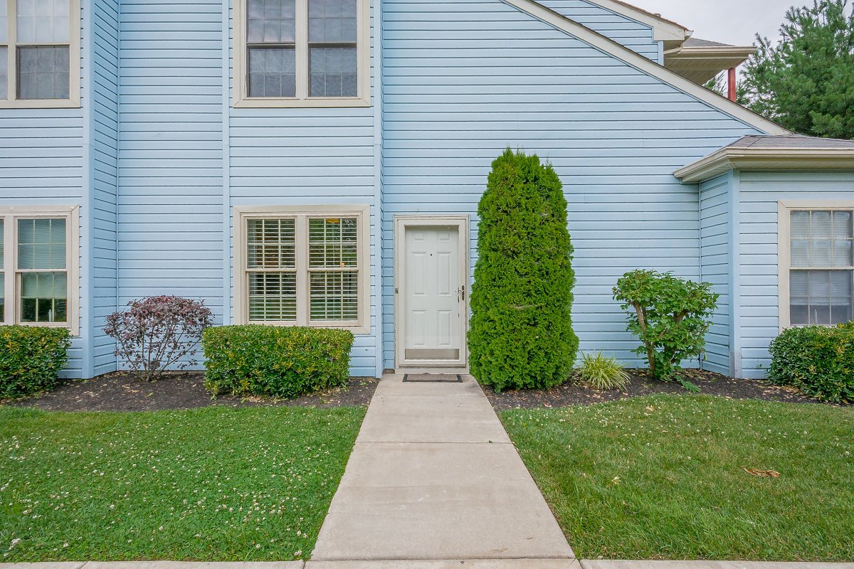 Sewell Condo: 413 Atlanta Ct