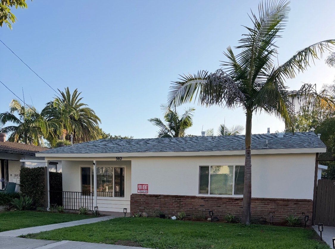Orange House: 560 N Grand St