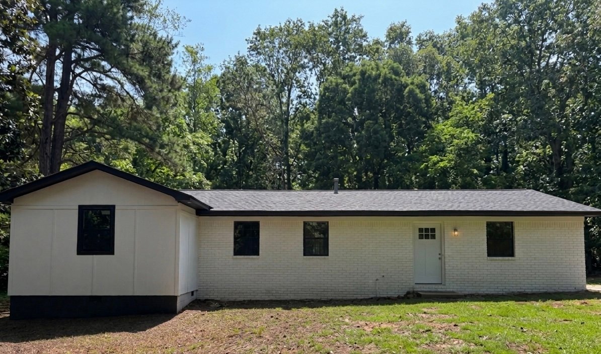 Bauxite House: 2423 S Chatfield