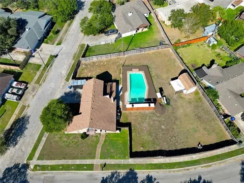 Corpus Christi House: 845 Egyptian Dr