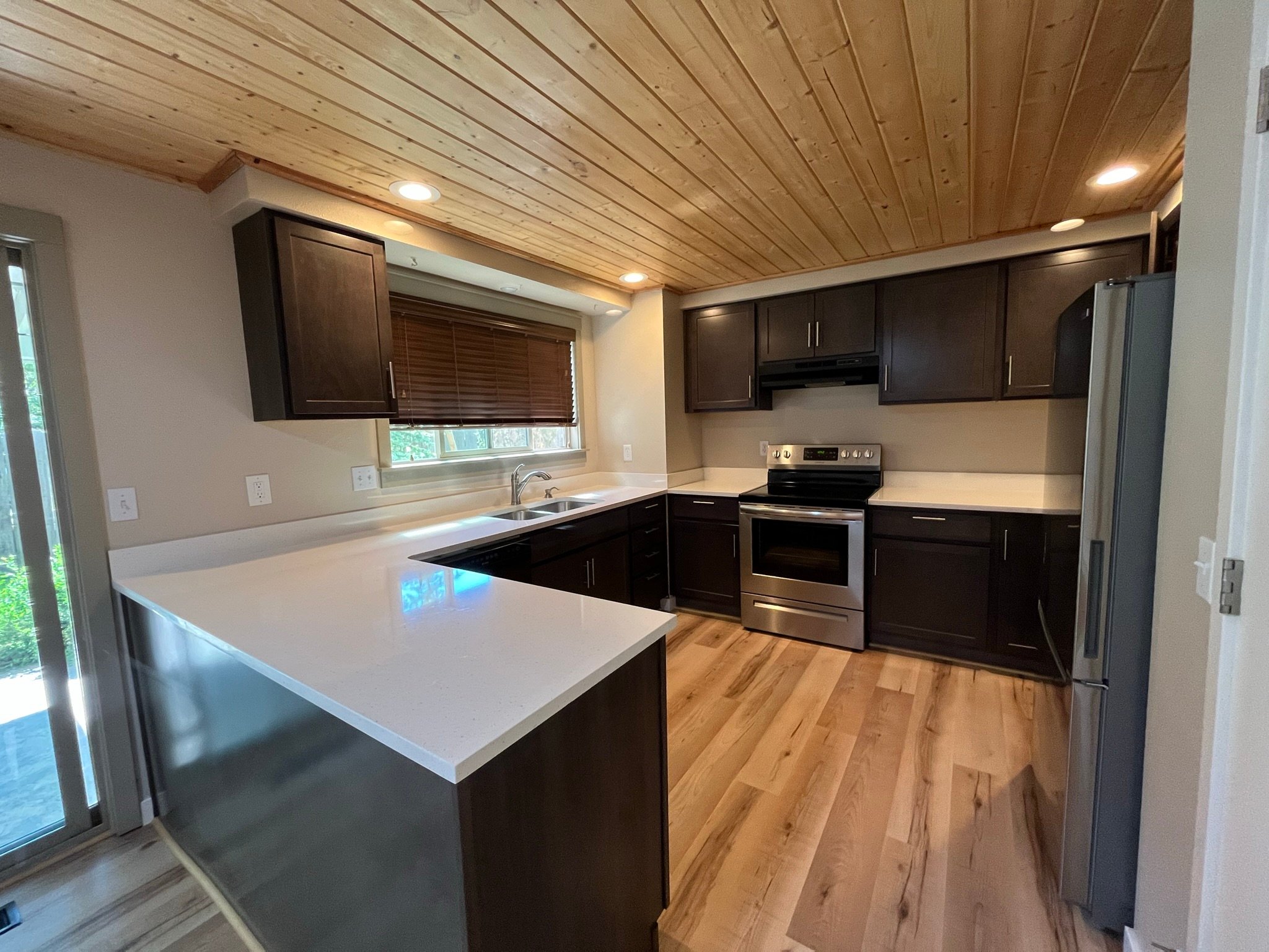 Bend Multiplex: 2806 NE Shepard Rd