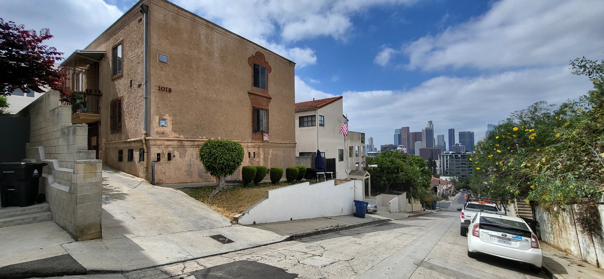 Los Angeles Multiplex: 1018 Marview Ave
