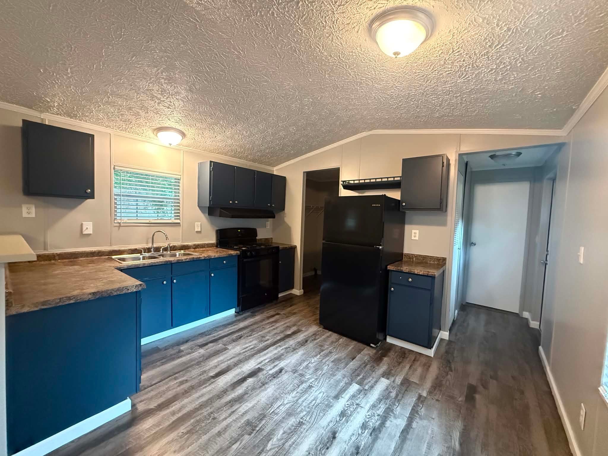 Springfield House: 1236 n oaklane rd