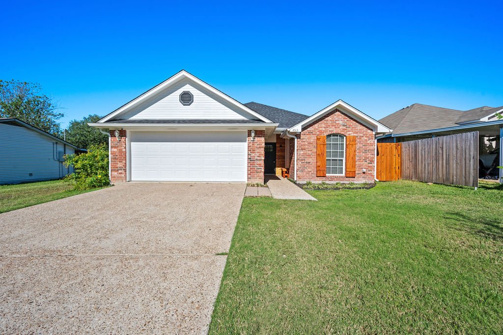 Waco House: 4513 Rolando Ave