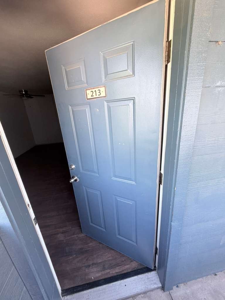 Phoenix Apartment: 777 W Campbell Ave