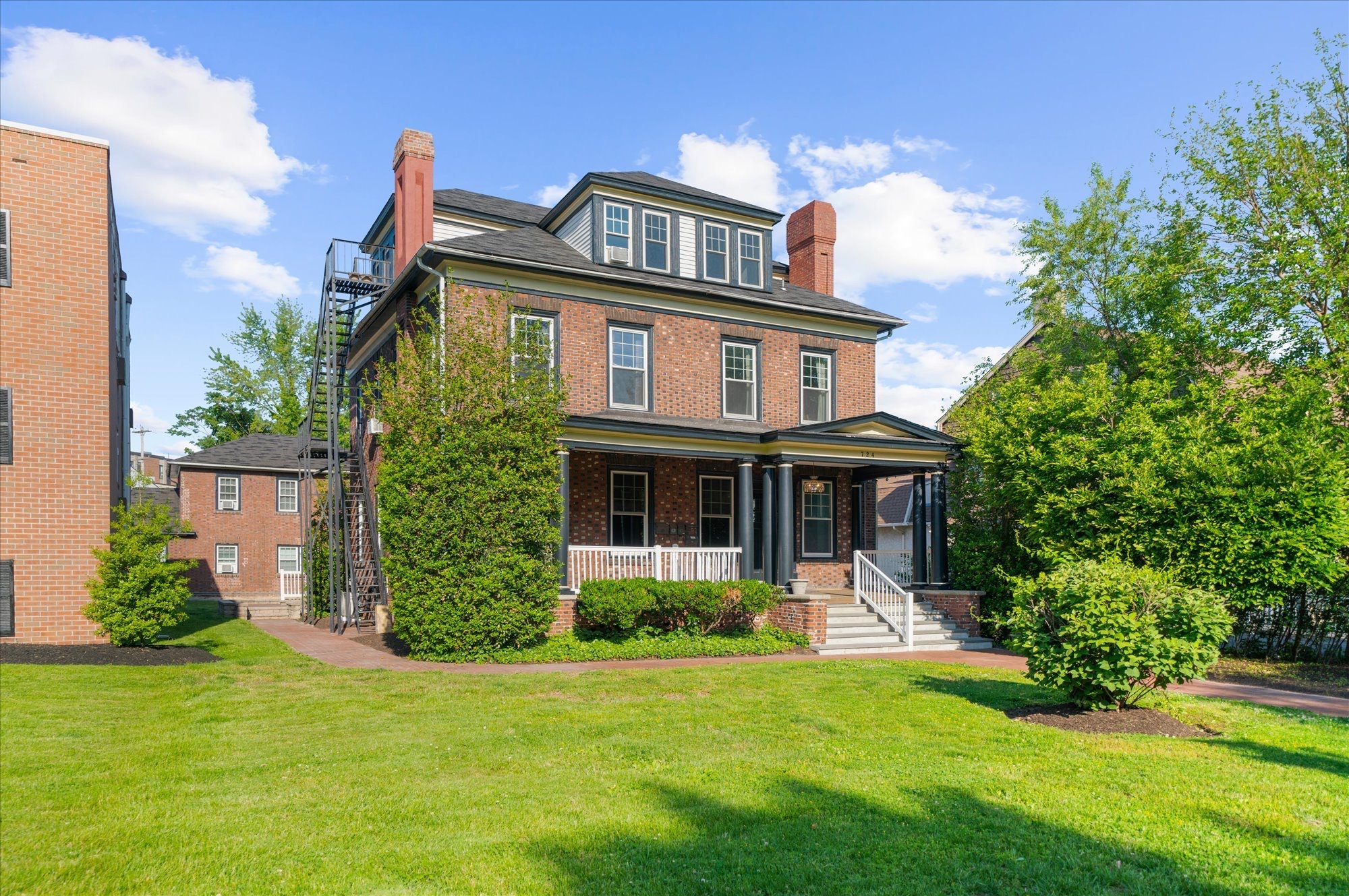 Phoenixville Apartment: 724 Main St
