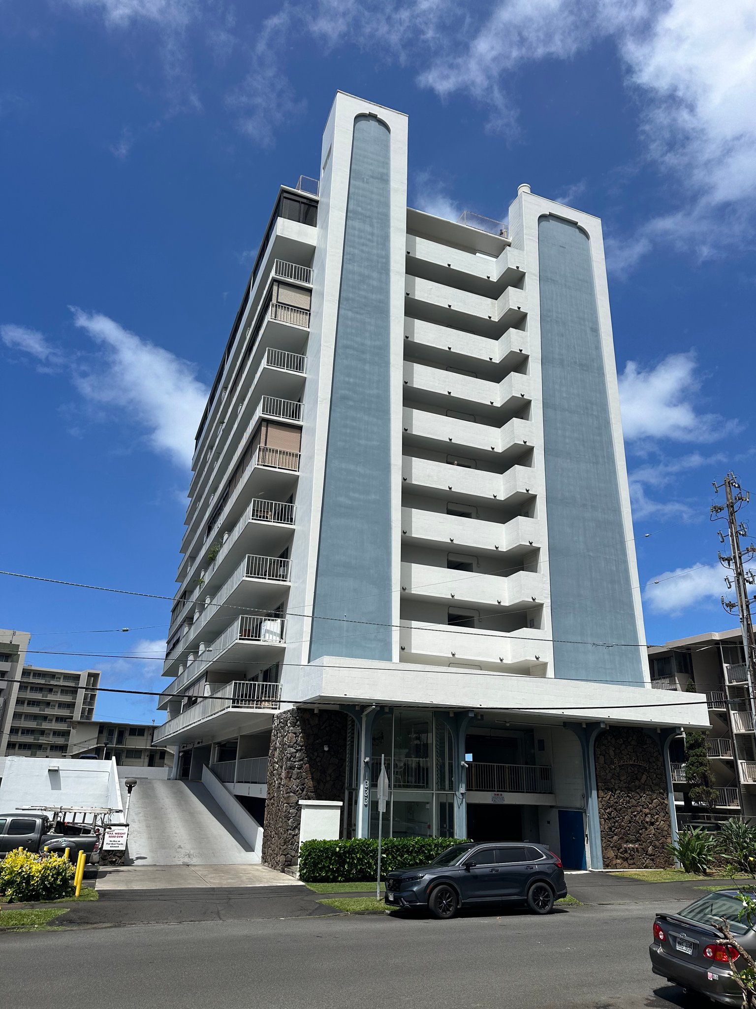 Honolulu Condo: 1333 Heulu st