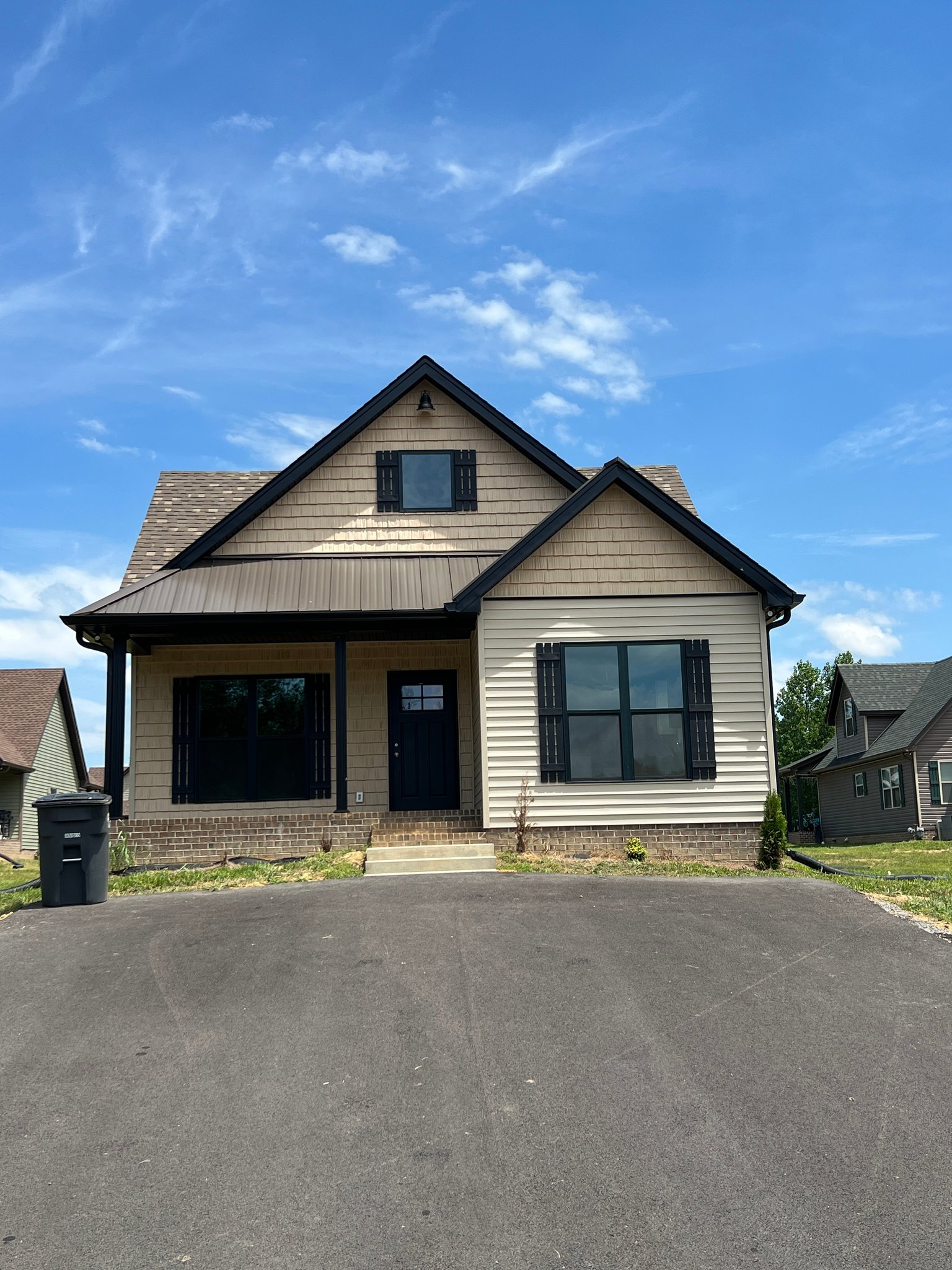 Lafayette House: 237 Cherokee Drive