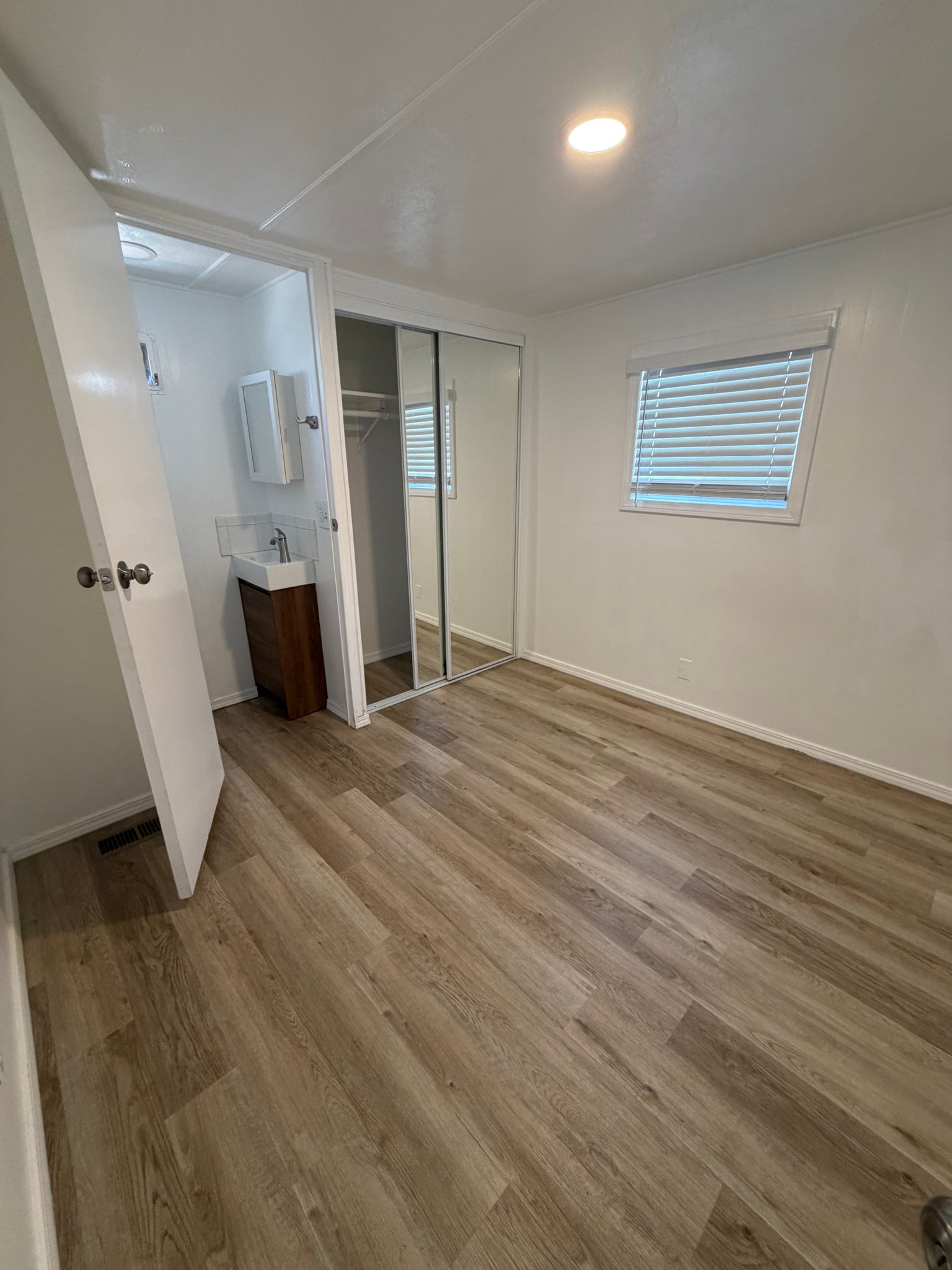 Gardena Other: 435 E Gardena Blvd