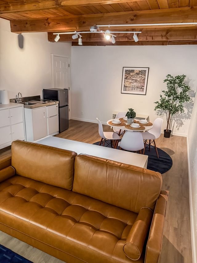 Seattle Single Room: 2608 East Valley