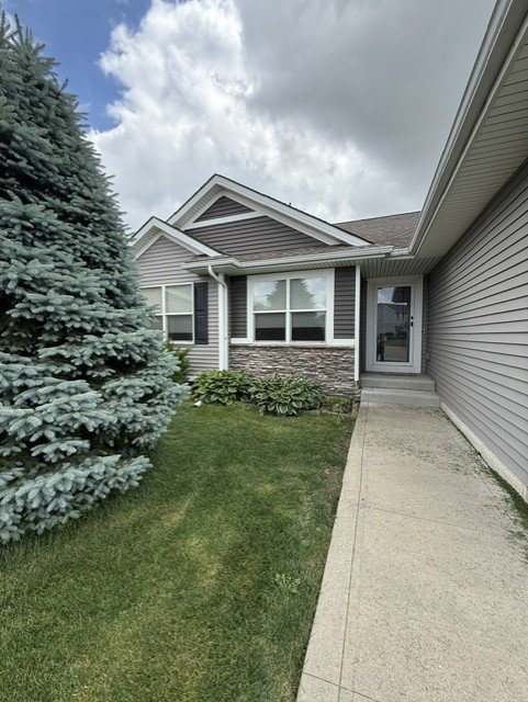 Ankeny House: 211 NE 19th Court