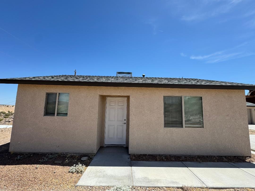 LAKE HAVASU CITY Multiplex: 1051 Fathom DRive