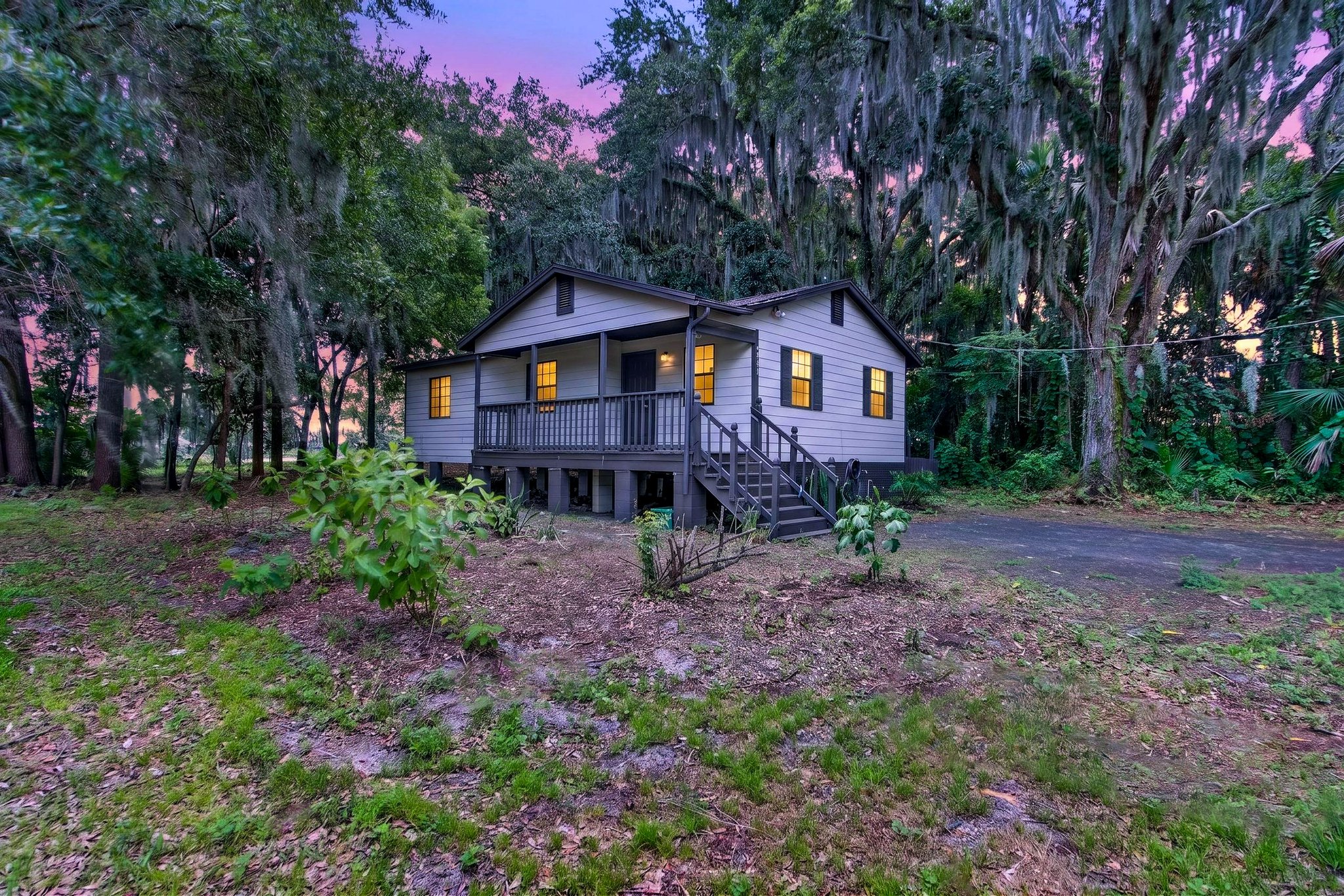 Sanford House: 1711 Roseberry Lane