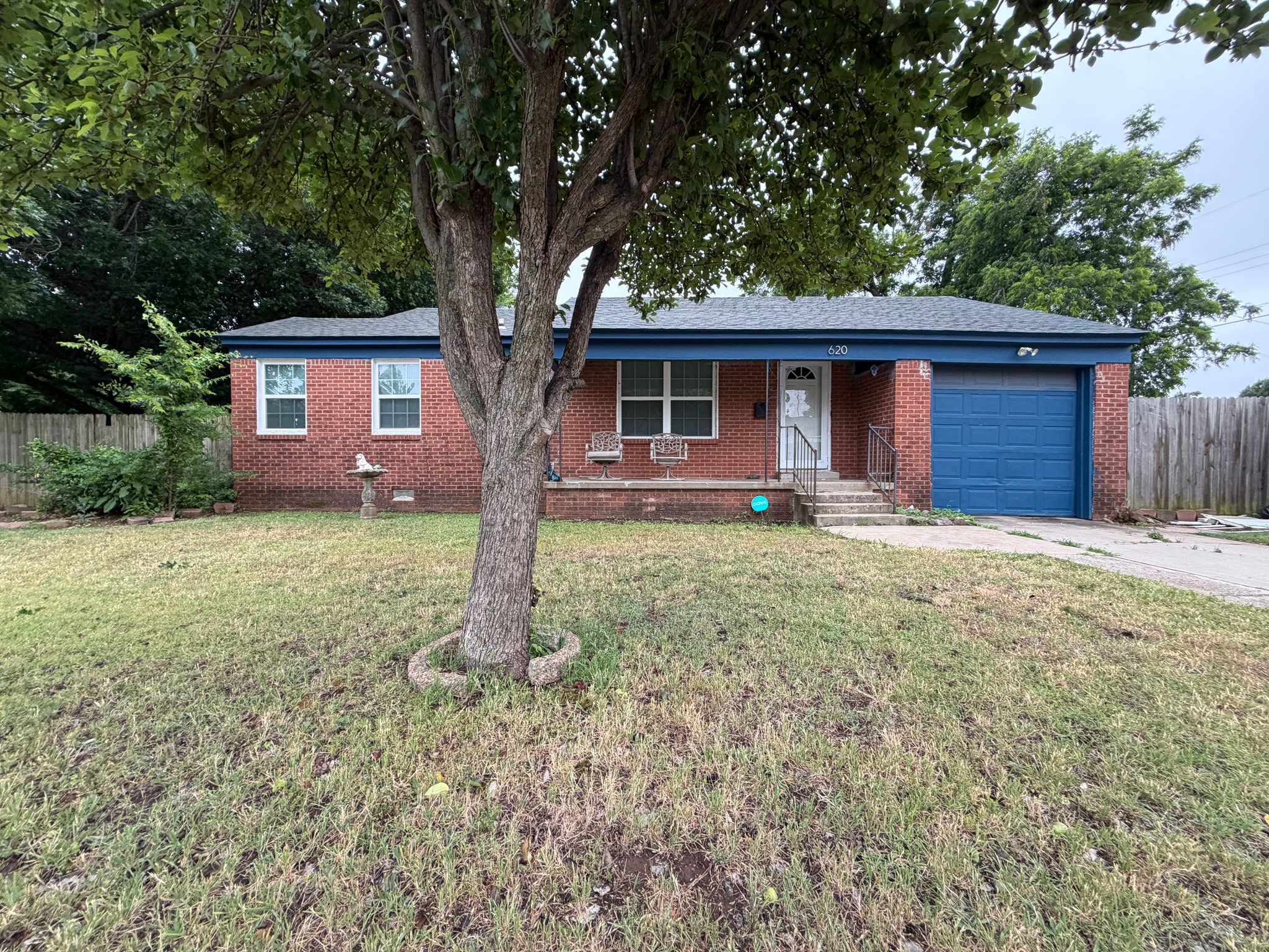 Oklahoma City House: 620 SW 50th St