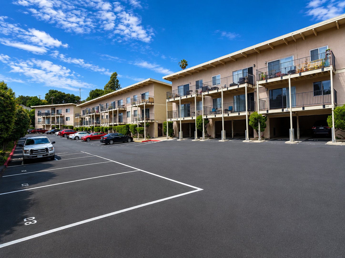 Vallejo Apartment: 149 Hilborn st