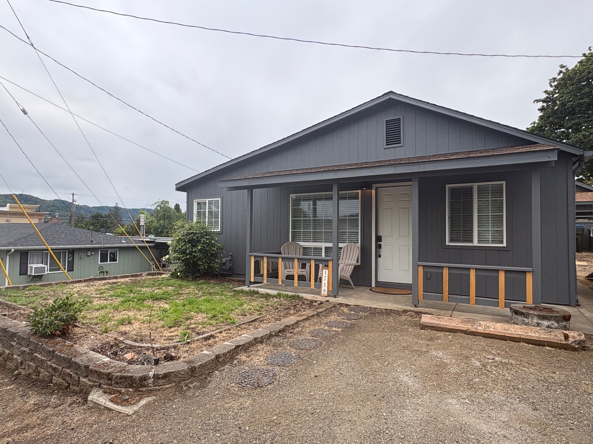 roseburg House: 1718 crouch street