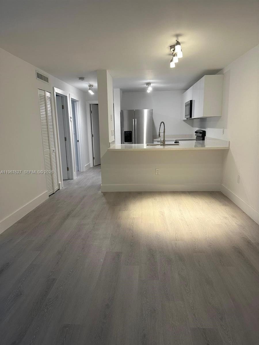 Miami Condo: 210 SW 11th St