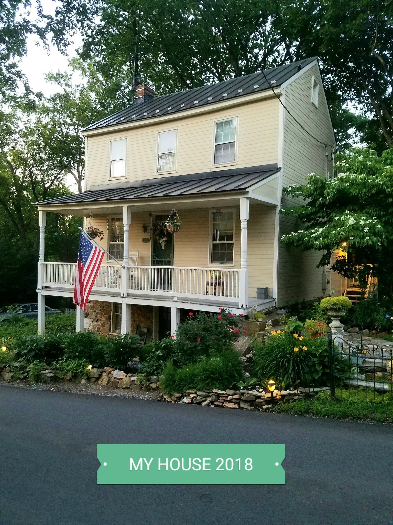 Waterford Single Room: 40200 Main Street