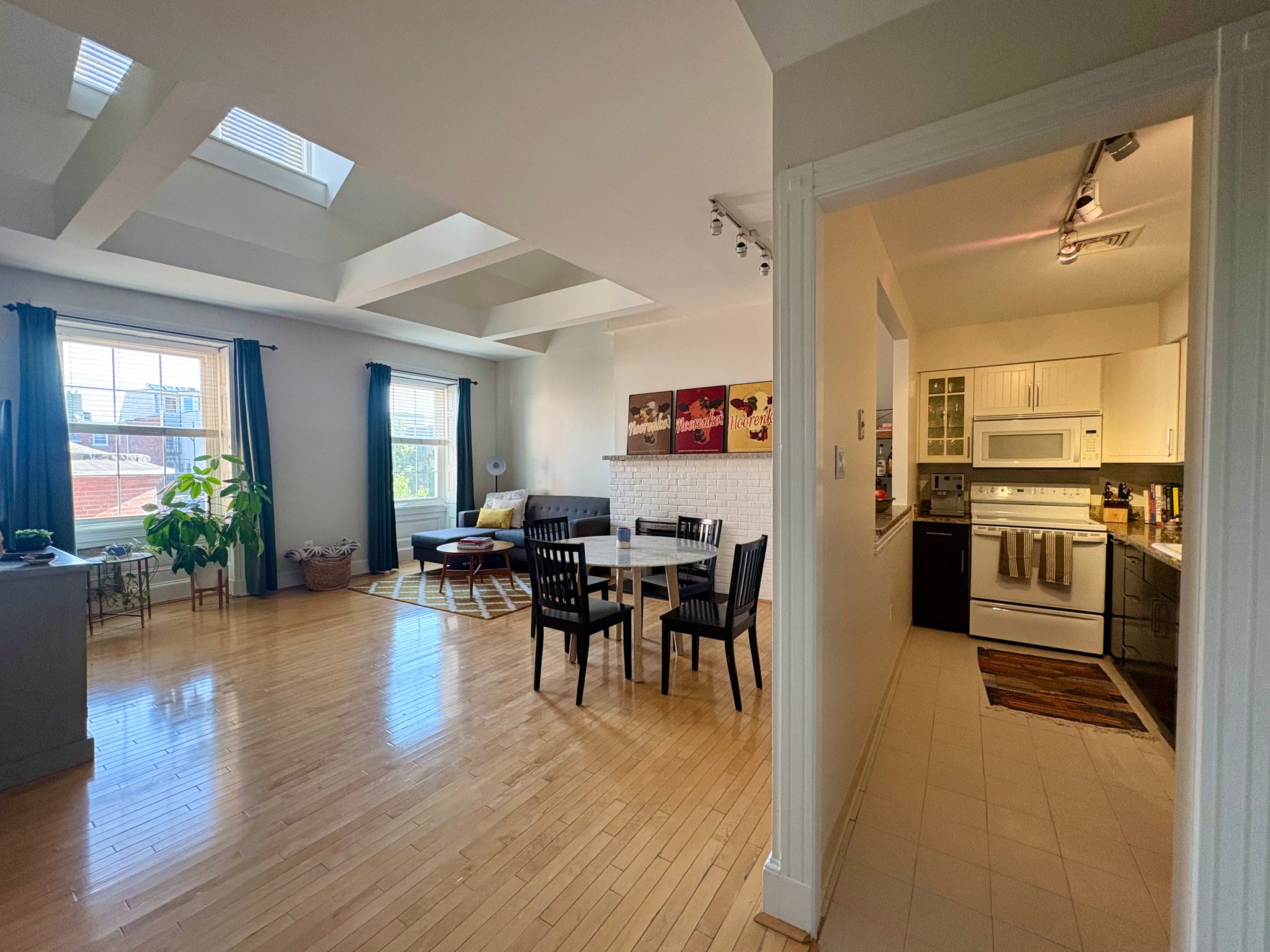 Philadelphia Condo: 918 Spruce St