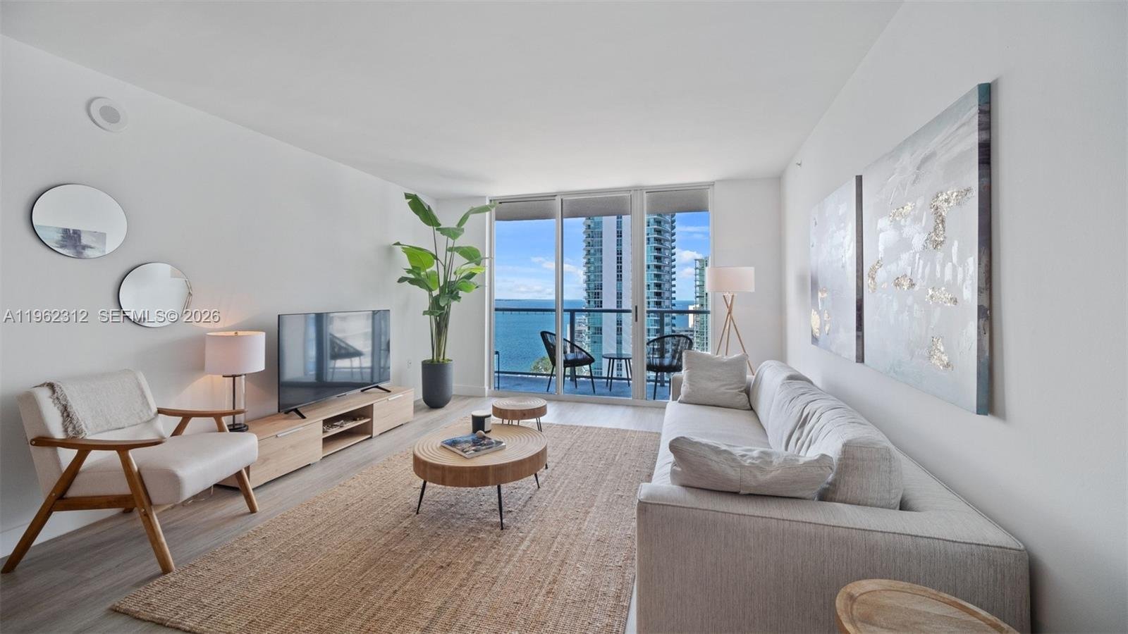 Miami Condo: 1155 Brickell Bay Dr
