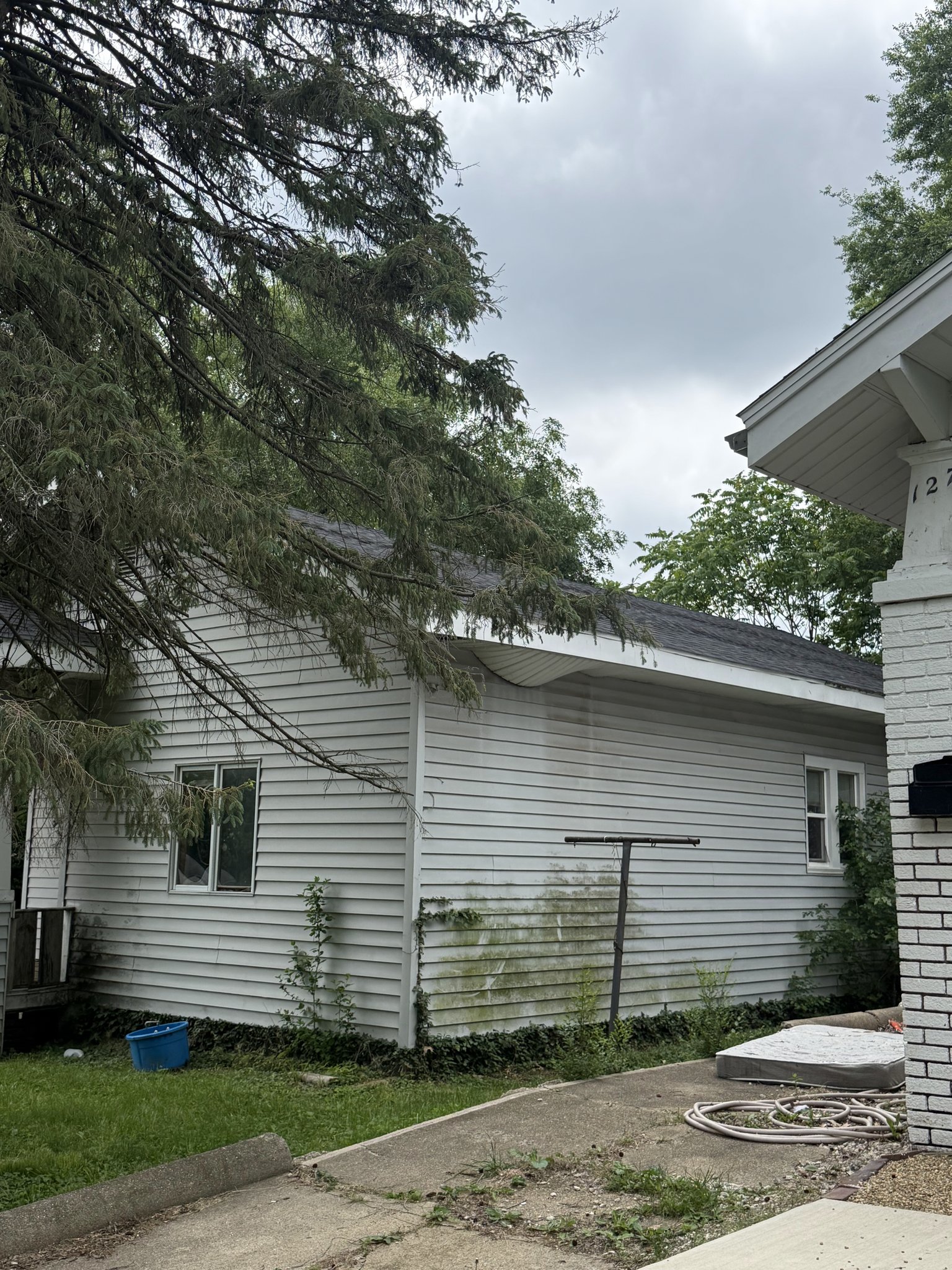 Decatur House: 1283 S Illinois St