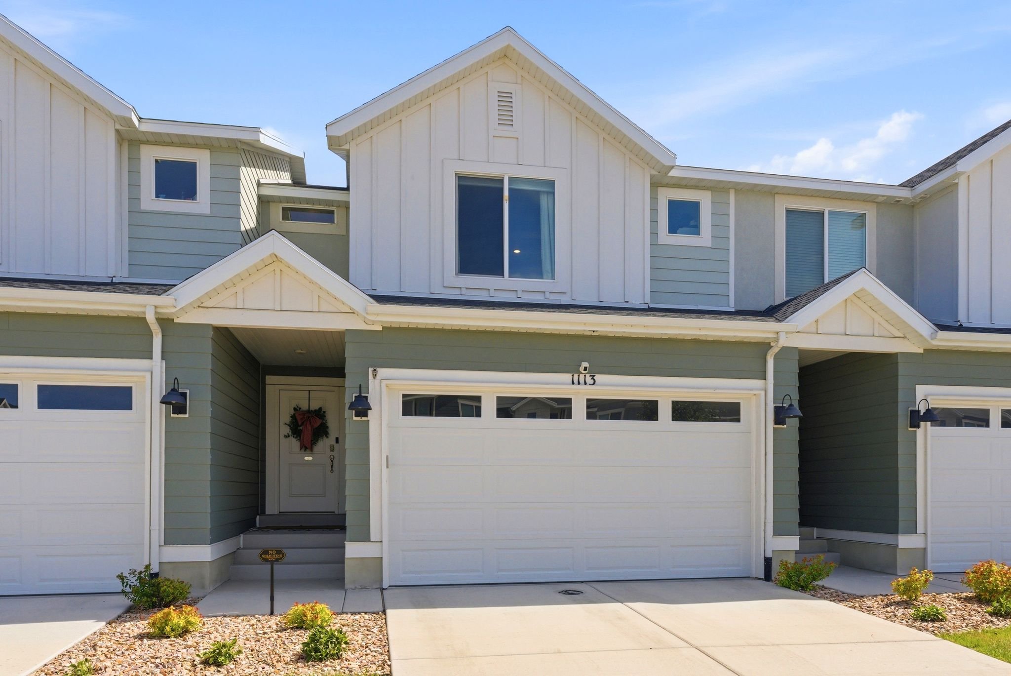 Saratoga Springs Townhome: 1113 E Jack Dr