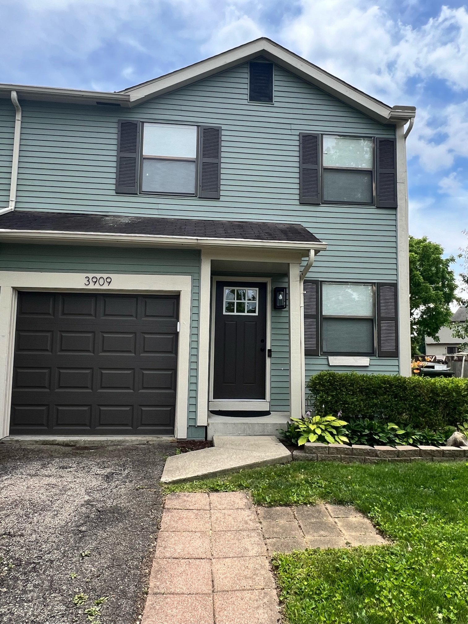 Columbus Townhome: 3909 Heatherglen Dr.