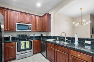 Palm Beach Gardens Townhome: 4861 Bonsai Circle 101