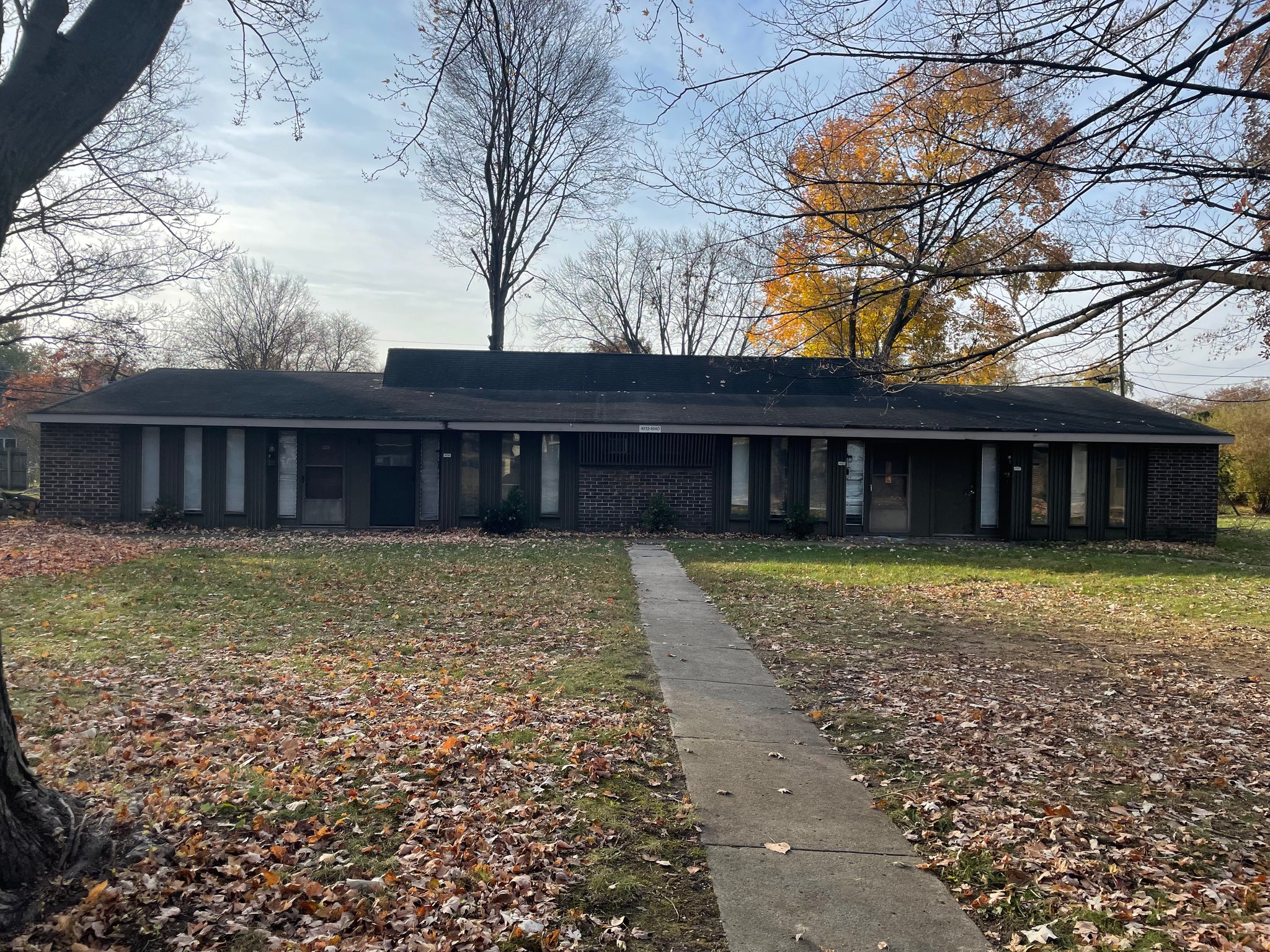 Fort Wayne Apartment: 5012 Old Maysville Rd