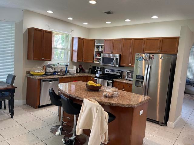 Wellington House: 9828 Stover Way