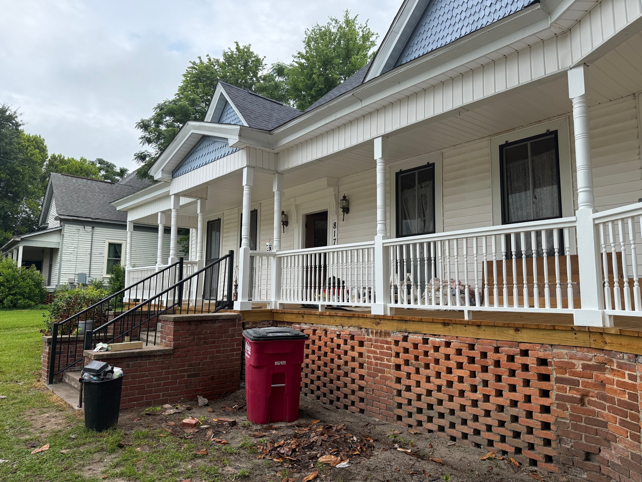 Lizella House: 8177 Eisenhower Pkwy