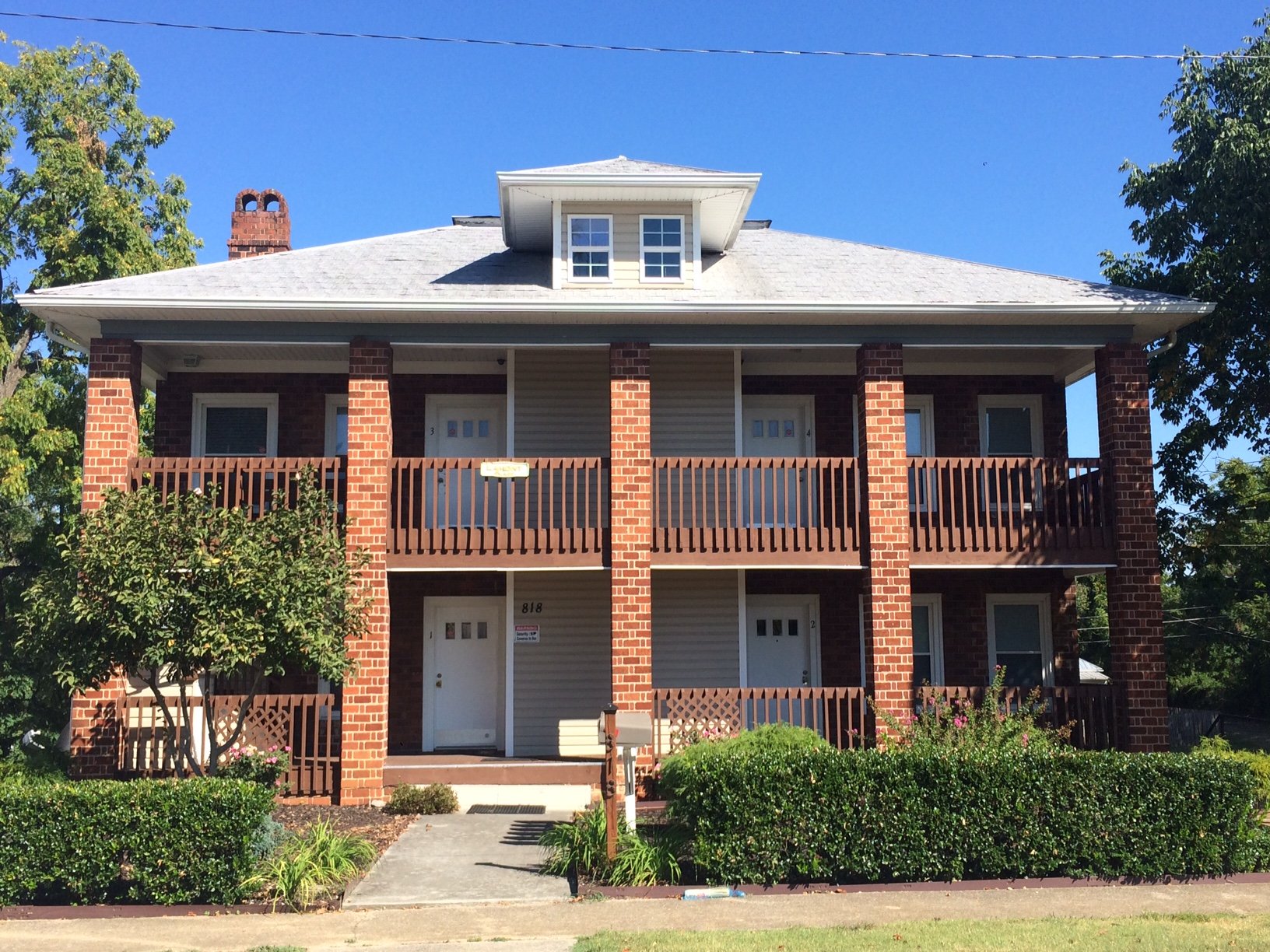 Johnson City Apartment: 818 Lamont St