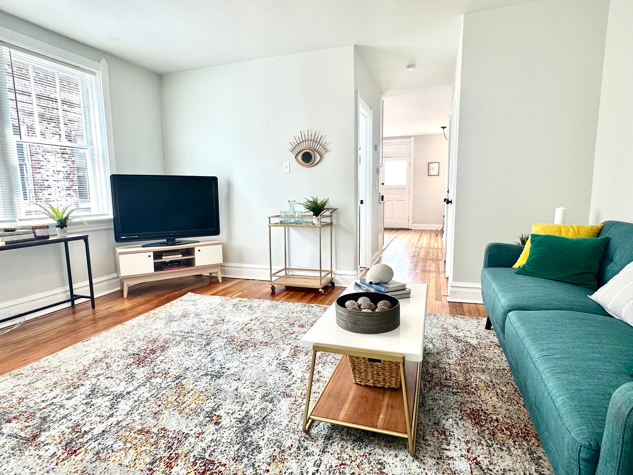 Saint Louis Multiplex: 3325-3327 Demenil Pl