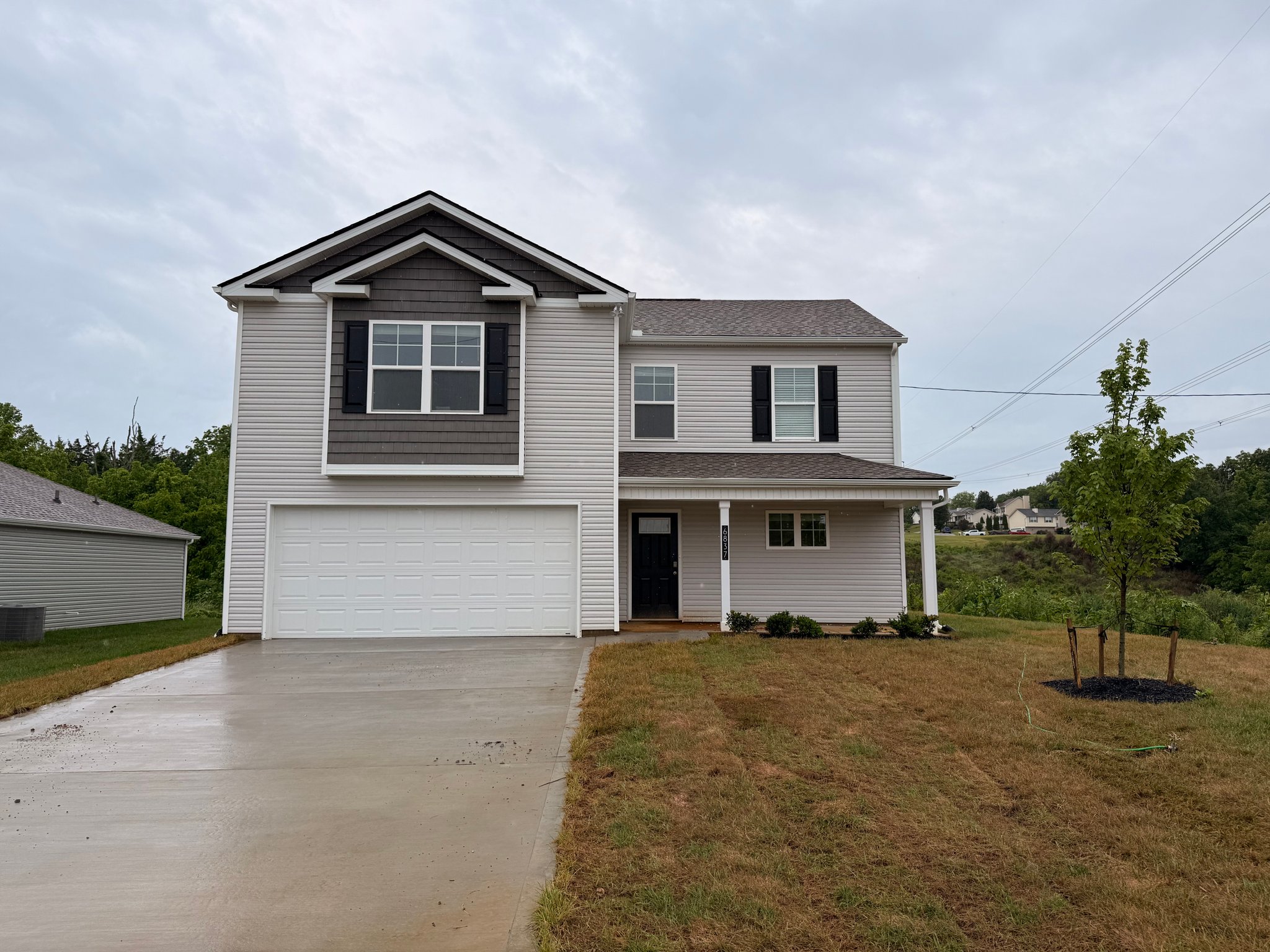 Knoxville House: 6837 Beeler Rd