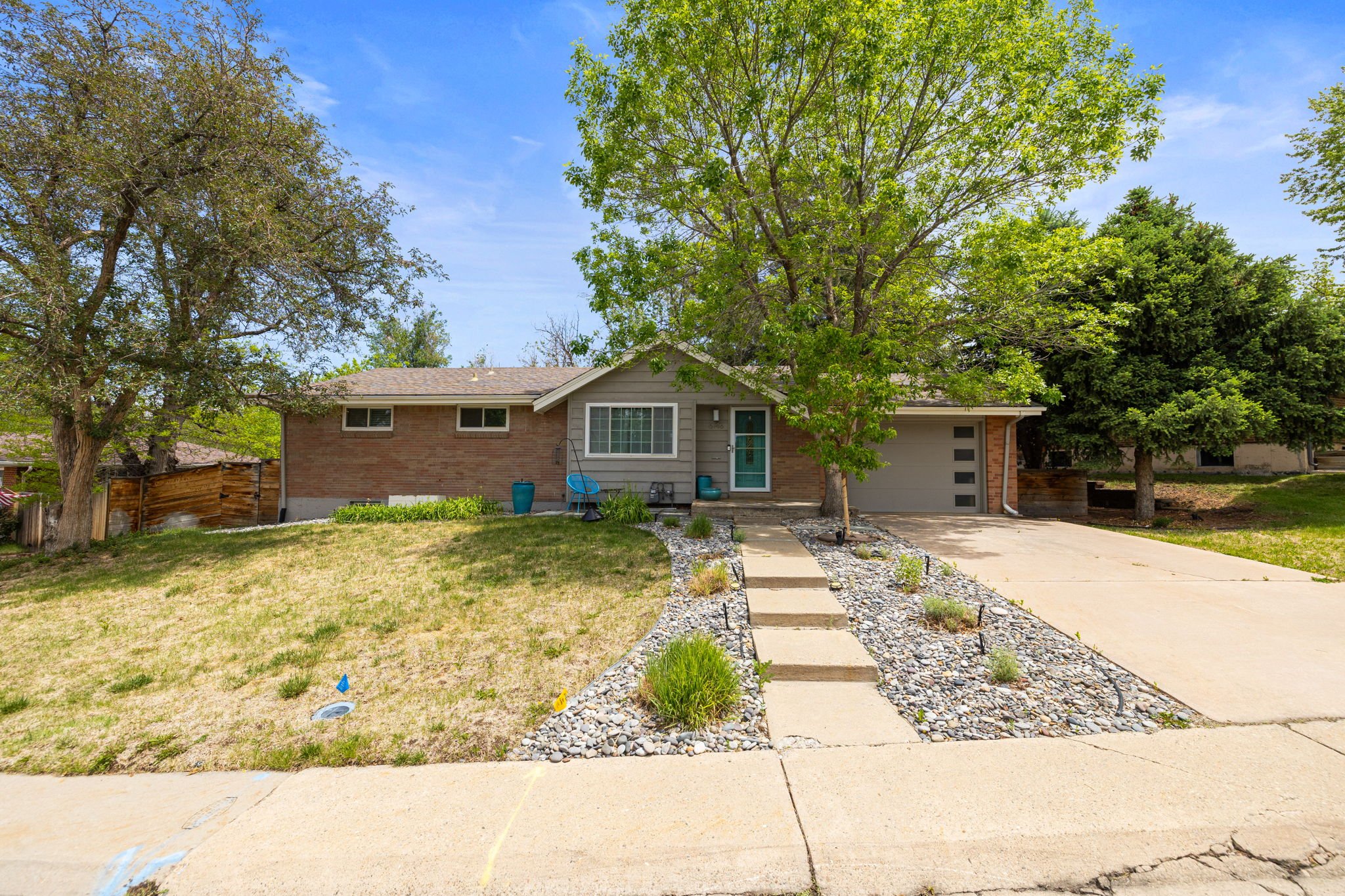 Centennial House: 6146 S Josepine Way