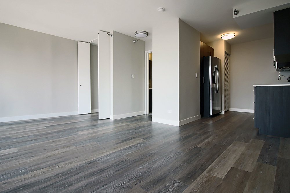 Chicago Condo: 5 E Delaware Pl