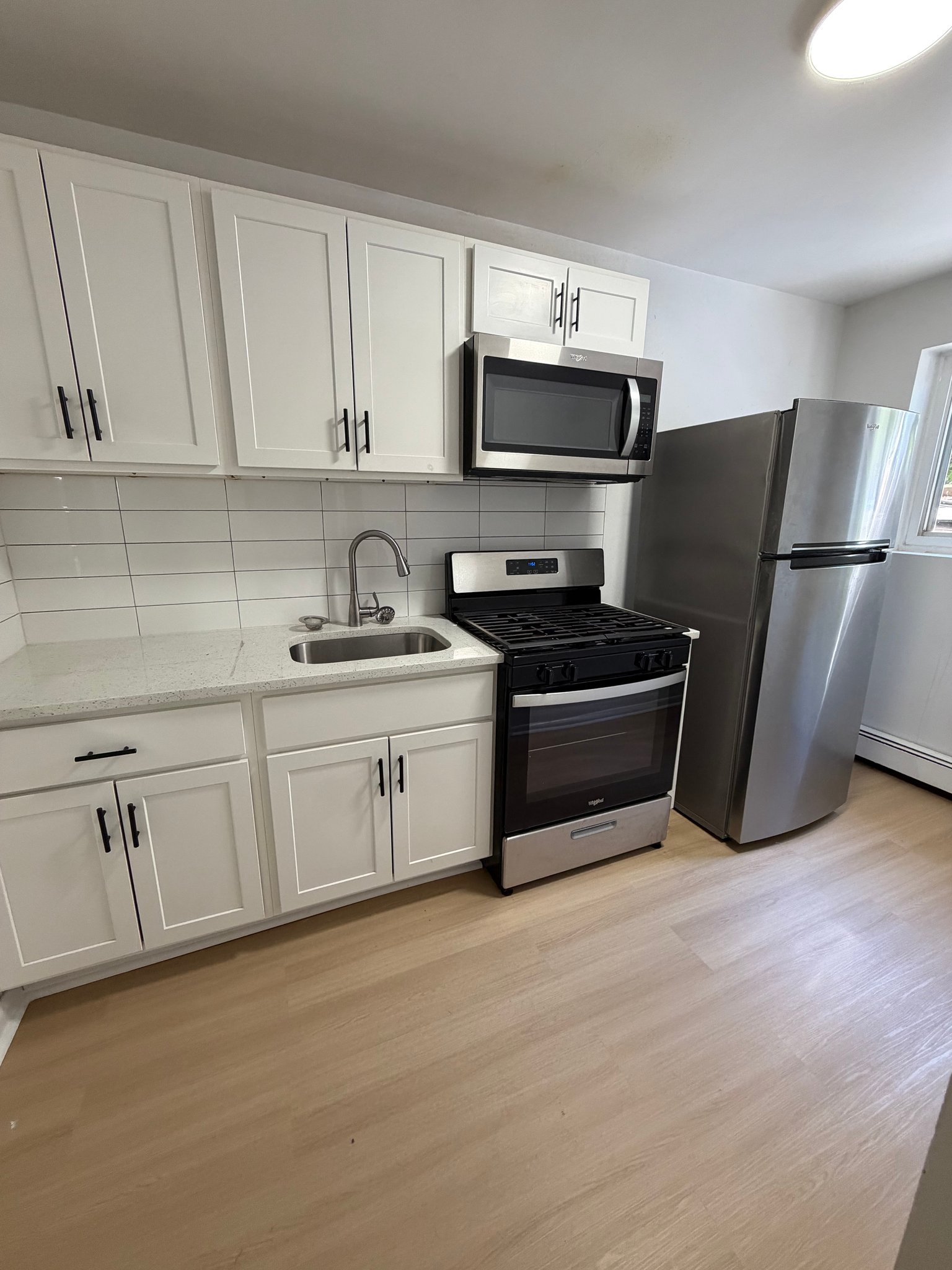 Orange Apartment: 473 Park Ave