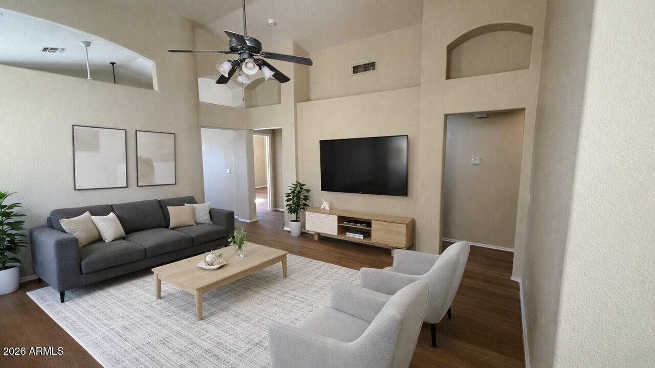 Glendale House: 3523 W Whispering Wind Dr
