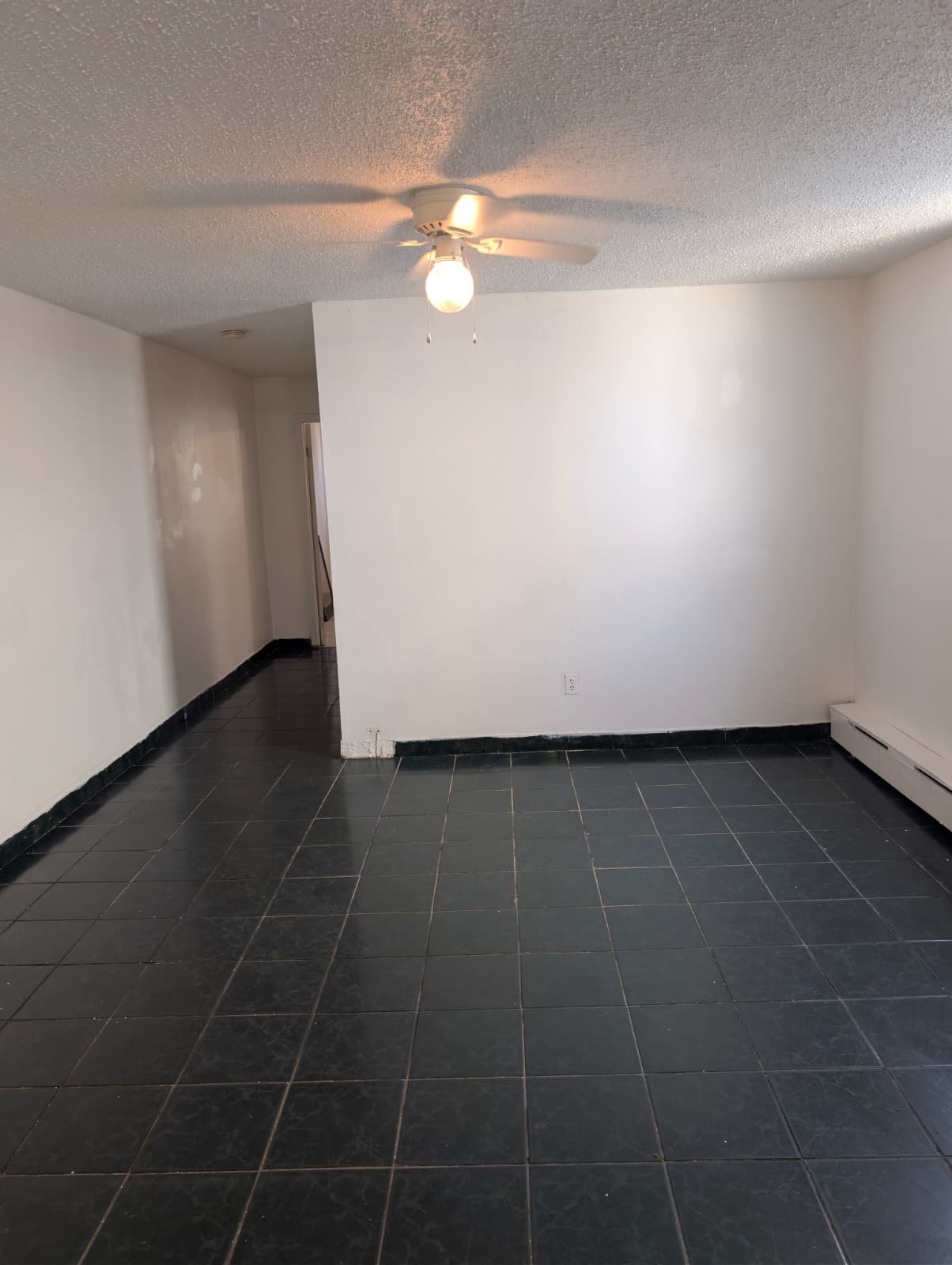 Staten Island Apartment: 76 Grove Ave