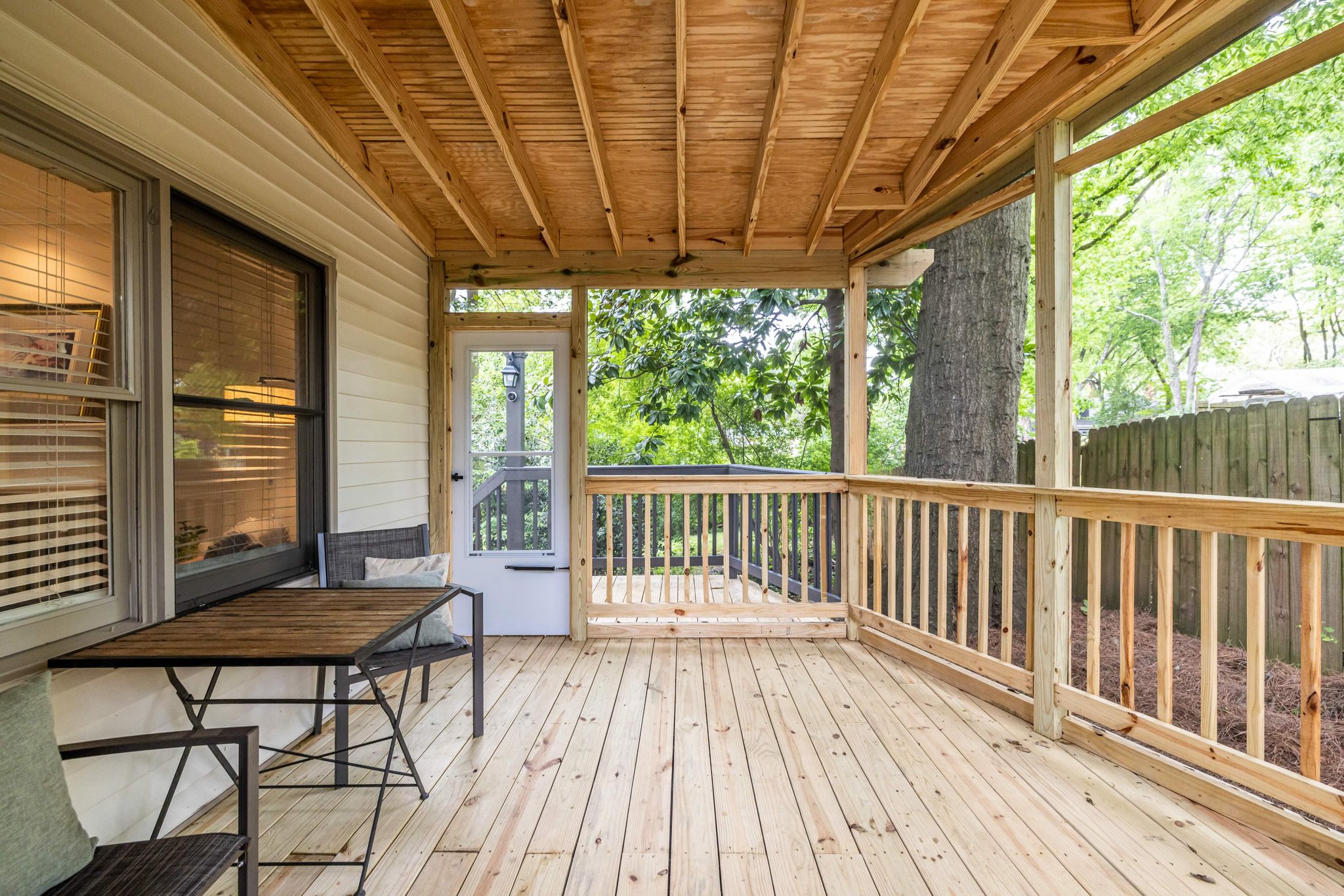 Atlanta House: 445 Loomis Ave SE