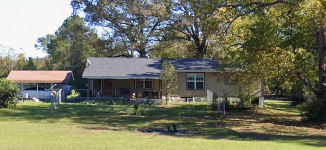 Leesville House: 1761 Bass Road